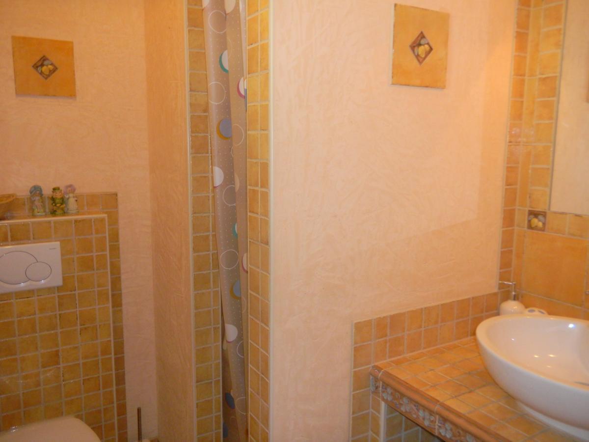 Les Mimosas Panzió Menton Kültér fotó